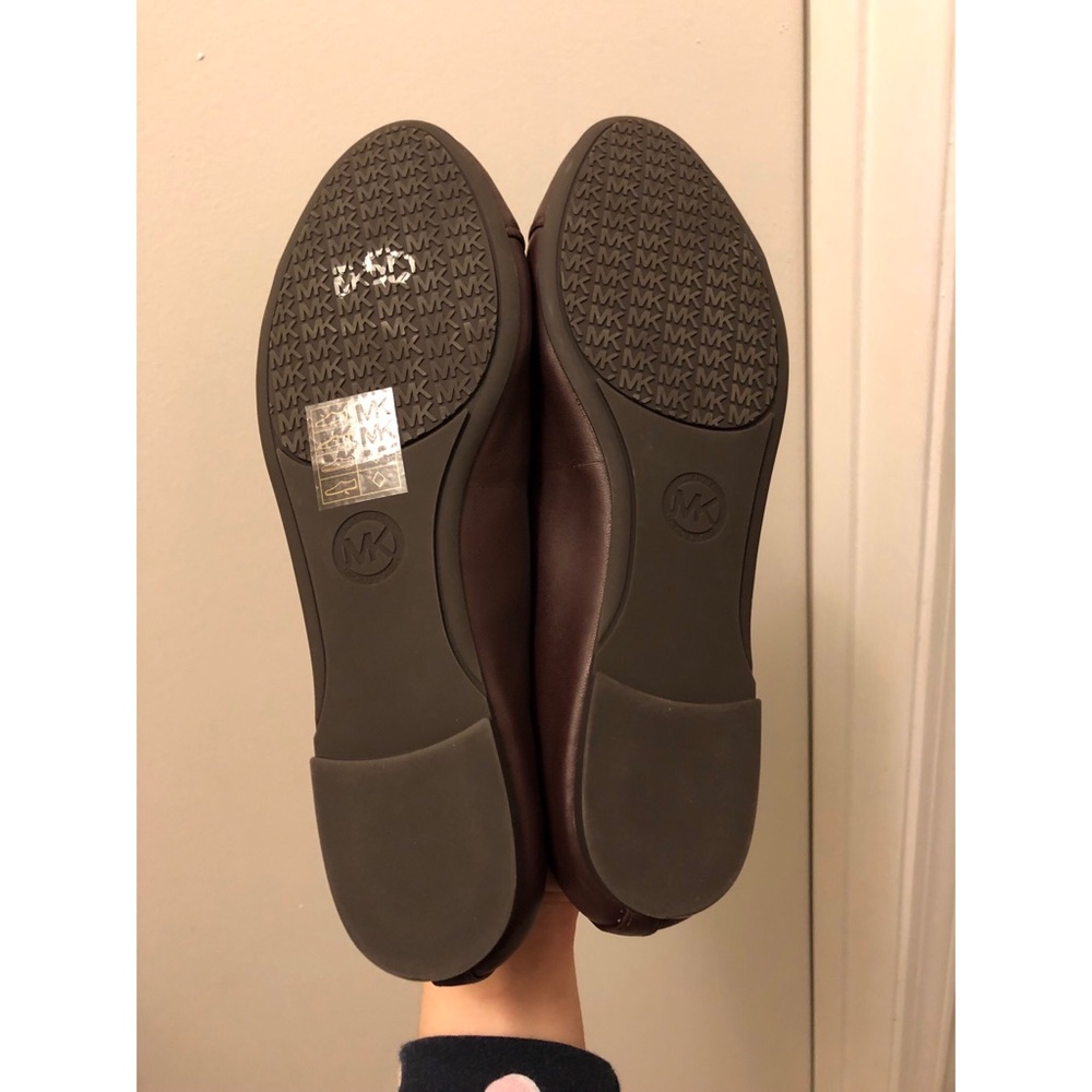❌SOLD❌ Michael Kors Leather Ballet Flats🌺 - Picture 8 of 15